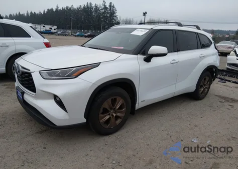 2022 Toyota Highlander Hybrid Xle Bronze Edition z USA, uszkodzony, nr VIN 5TDABRCH8NS559398